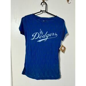 Los Angeles Dodgers T-Shirt Medium Red Jacket Soft